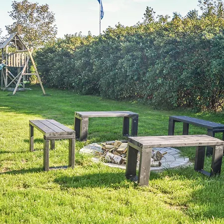 Дом отдыха Four-bedroom In *