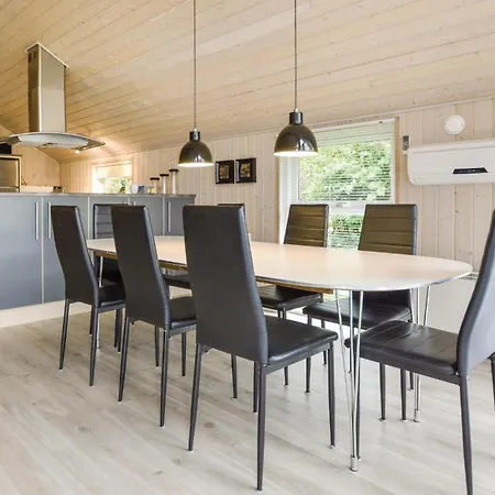 Four-bedroom In * Hemmet